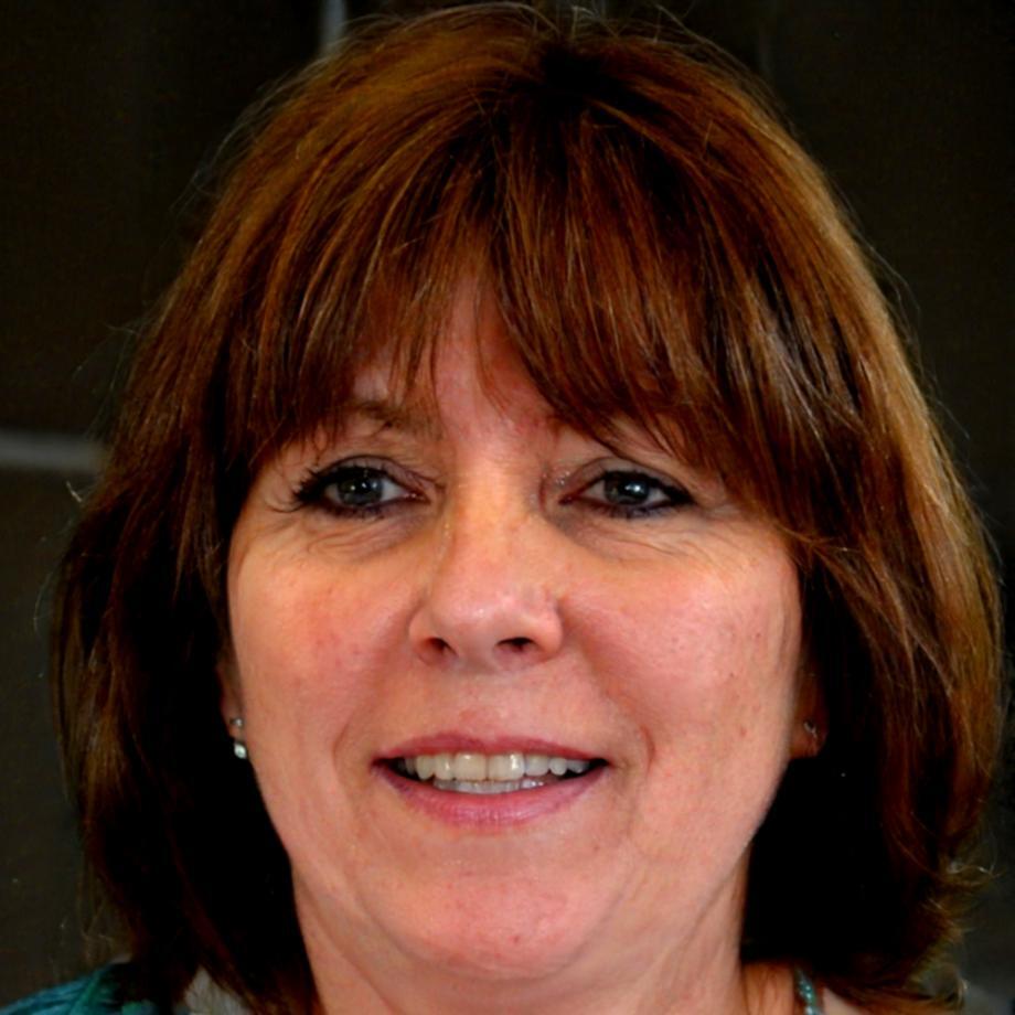 Portrait of Rebecca Walsh, Investment Strategy Mentor